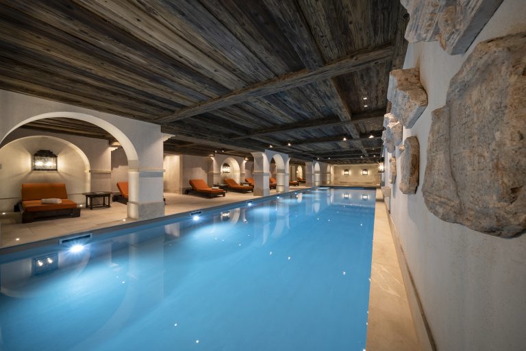 Airelles Val d'Isère, Mademoiselle_Spa - Piscine intérieure