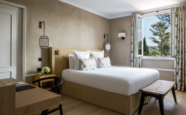 2018 Aout - Hotel Le Pigonnet - Gilles Trillard - Chambre Supérieure vue jardin-2