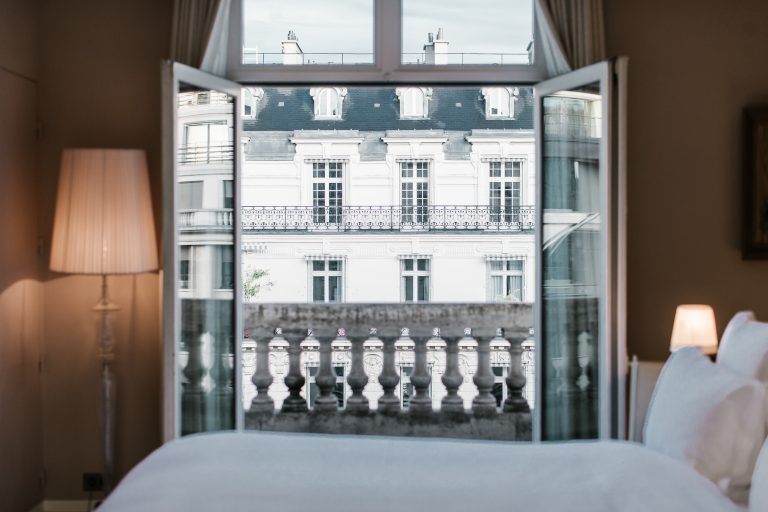 Le Royal Monceau - Raffles Paris - Rooms - Junior Suite @Zoé Fidji