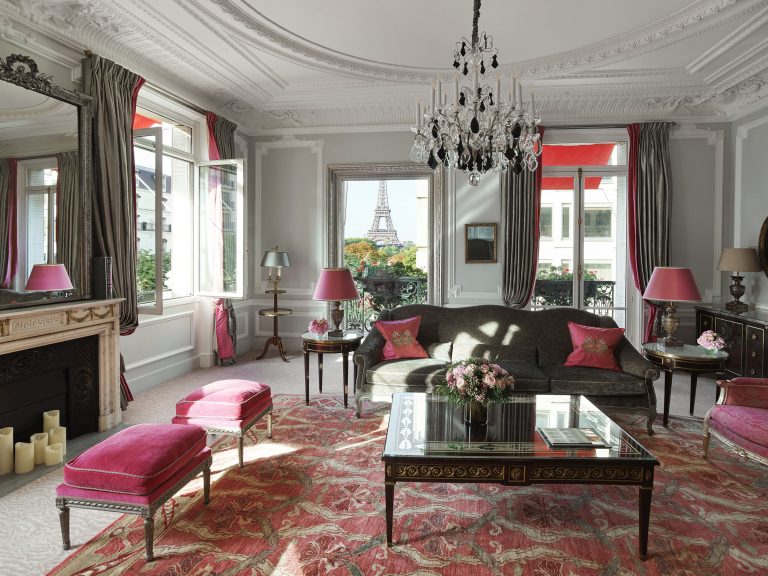Plaza Athenee - HPA-361-HauteCouture-Suite-Living-LR-by-markread