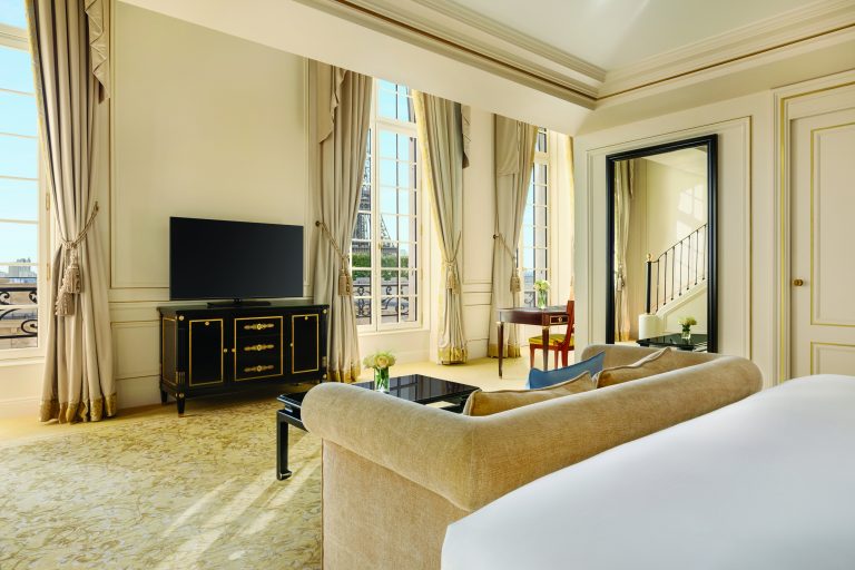 Shangri-La Hotel Paris - Duplex Eiffel View Suite - 1488833