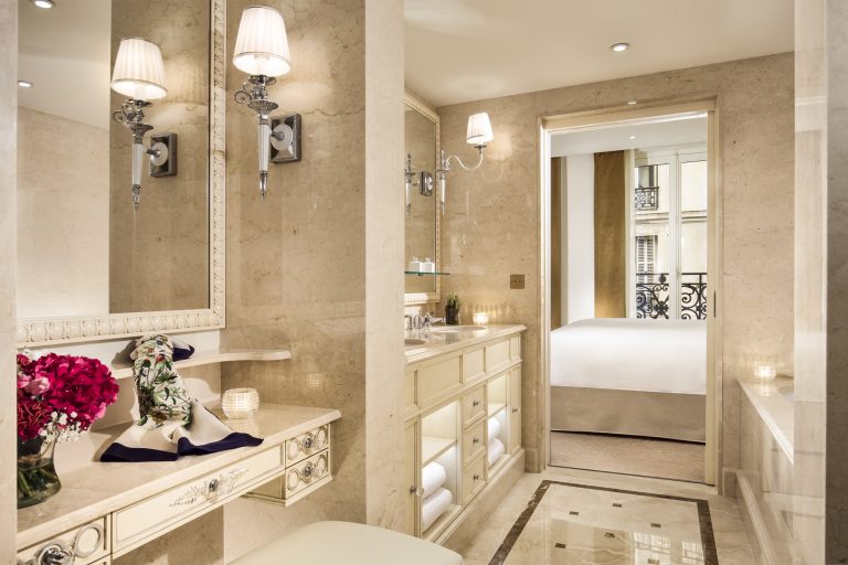 Hôtel Splendide Royal Paris -Saint-Honoré Junior Suite - 06 Bathroom