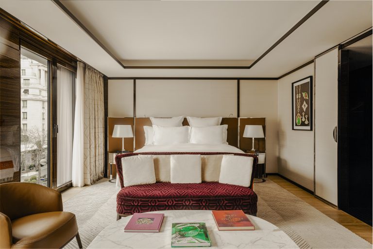 Bulgari Hotel Paris - Junior Suite Bedroom