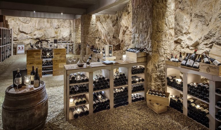 Château Saint-Martin & Spa - 2018_CSM_Wine Cellar_JMS.1