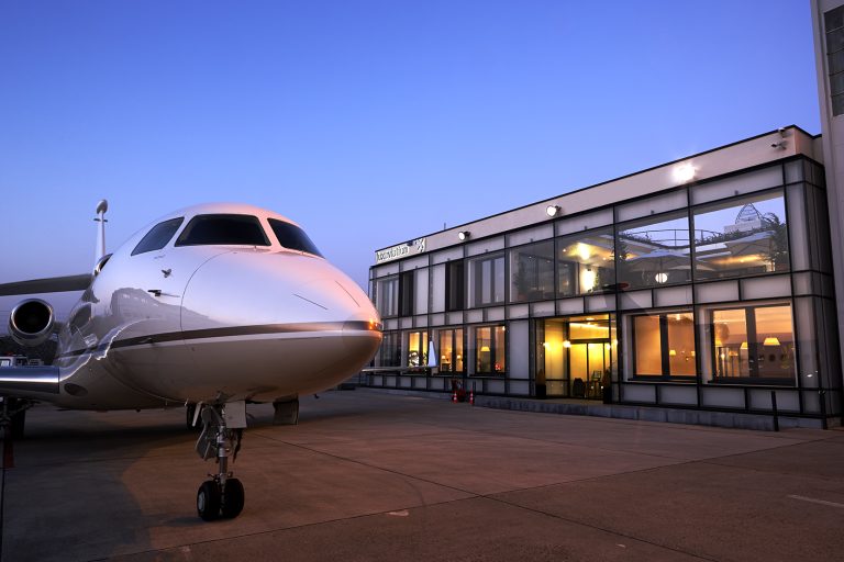 Luxaviation Terminal Avion