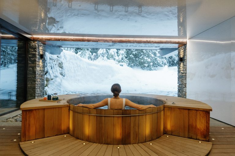 Cheval Blanc Courchevel - Espace du Nageur - Oliver Fly