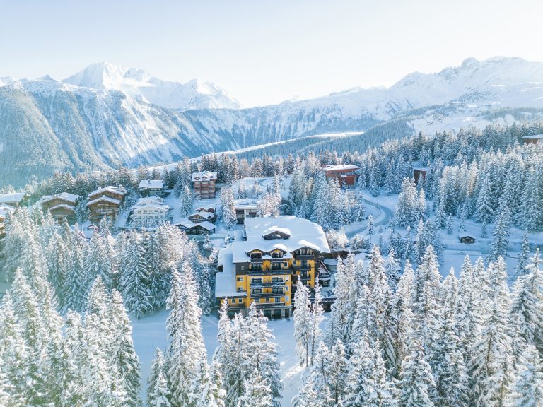 Cheval Blanc Courchevel - photos extérieurs drone - Oliver Fly